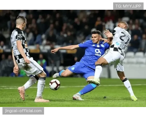 门兴进攻终结能力堪忧 十五次射门仅三次射正转化效率低下 门兴进攻终结能力堪忧 十五次射门仅三次射正转化效率低下